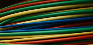 Vandals Cut Service For Over 1,400 Internet Users