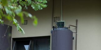 Why Hybrid Heat Pump Water Heaters Quietly Slash Energy Bills