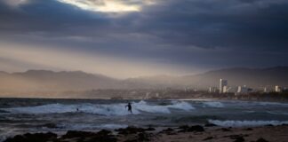 LACOFD Rescue Missing Swimmer From Venice Beach