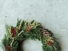 How Families Choose Between Wreaths And Baskets