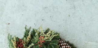 How Families Choose Between Wreaths And Baskets
